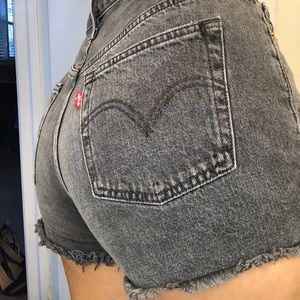 Levi’s cutoff den shorts